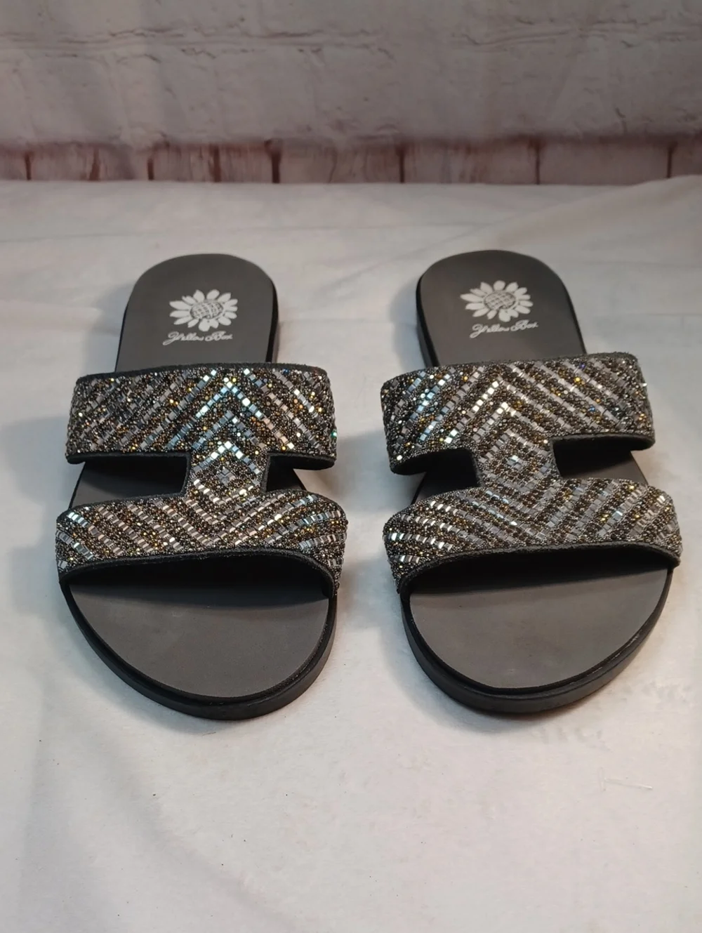 yellow box leather embellished slide rhinestone beaded comfort sandals womens 8 - Picture 3 of 14